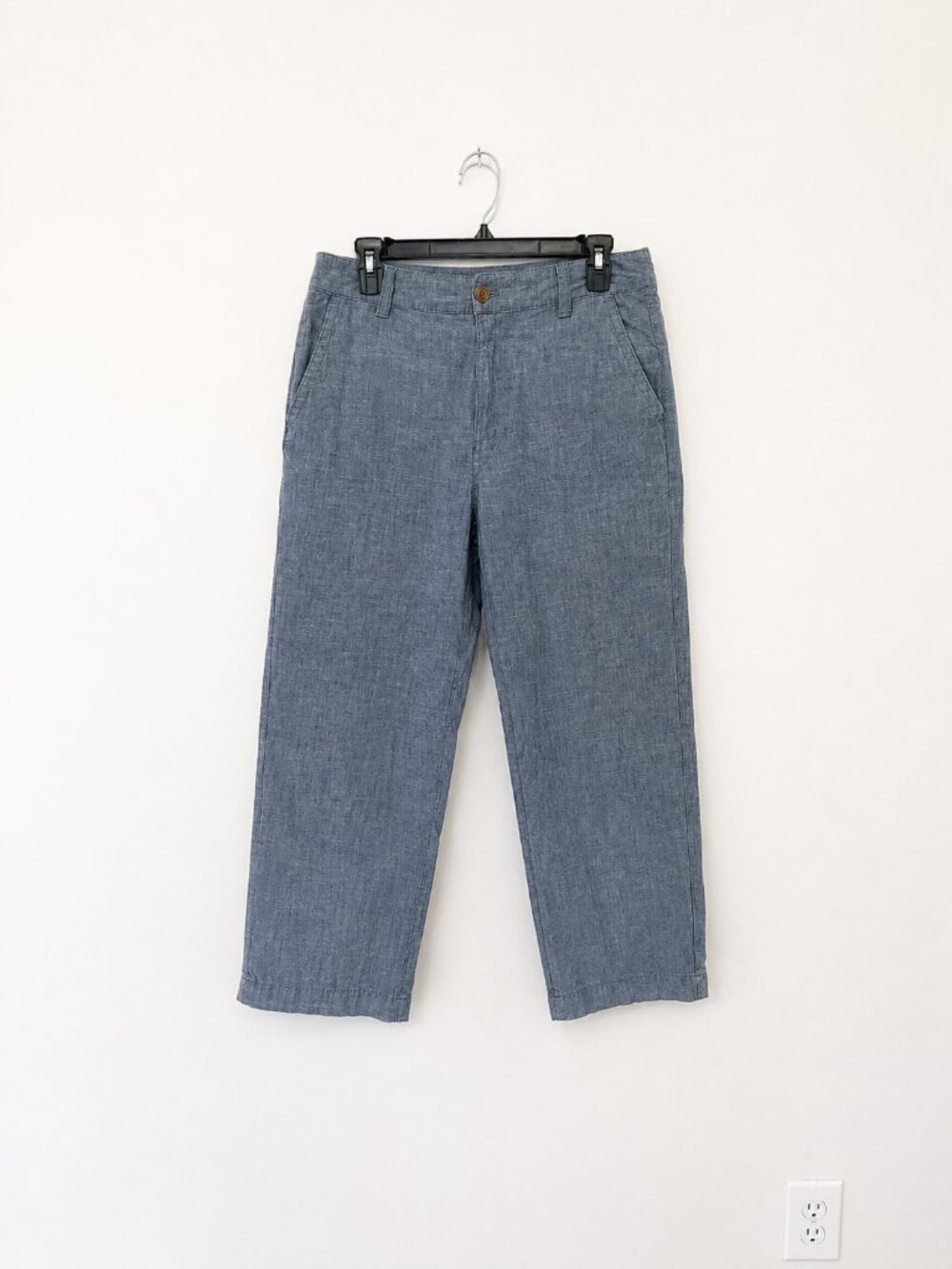 GAP Girlfriend High Rise 100% Cotton cropped blue pants size 10